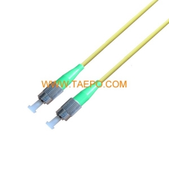 De fibra óptica monomodo cable de conexión 9 / 125um OS1 simplex FC / APC-FC / APC 0,9 / 2/3 mm 1m
