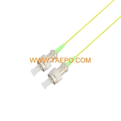 De fibra óptica monomodo cable de conexión 9 / 125um OS1 simplex FC / APC-FC / APC 0,9 / 2/3 mm 1m