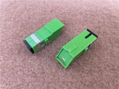 Adaptadores de fibra óptica SC / APC monomodo con obturador