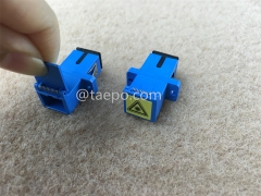 SingleMode Simplex SC UPC Fiber Optic Adapter con obturador