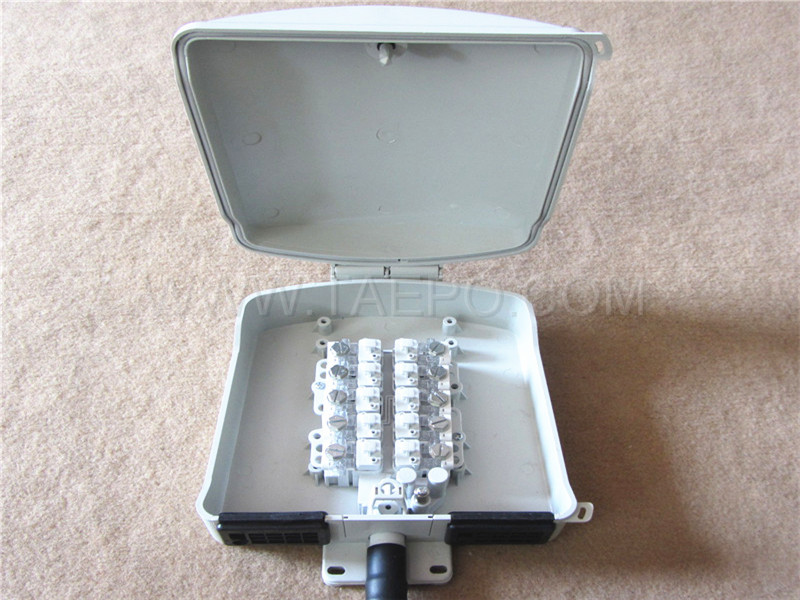 Caja terminal exterior para 10 pares para módulo STUB, 257x204x90 mm, cierre con tornillo y pestillo, carcasa de plástico, con módulo STUB sin protección, longitud de cable 3 m