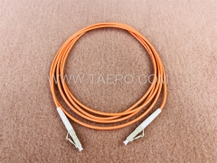 Cable de conexión de fibra óptica multimodo simplex LC UPC