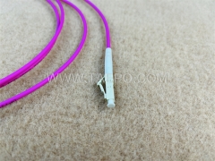 Cable de conexión de fibra óptica multimodo 50/125 um OM4 simplex LC UPC