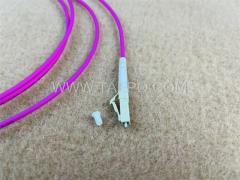 Cable de conexión de fibra óptica multimodo 50/125 um OM4 simplex LC UPC