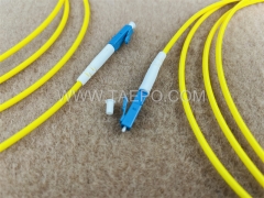 monomodo LC / UPC cable de conexión de 2 mm 3 mm 0,9 mm de fibra óptica