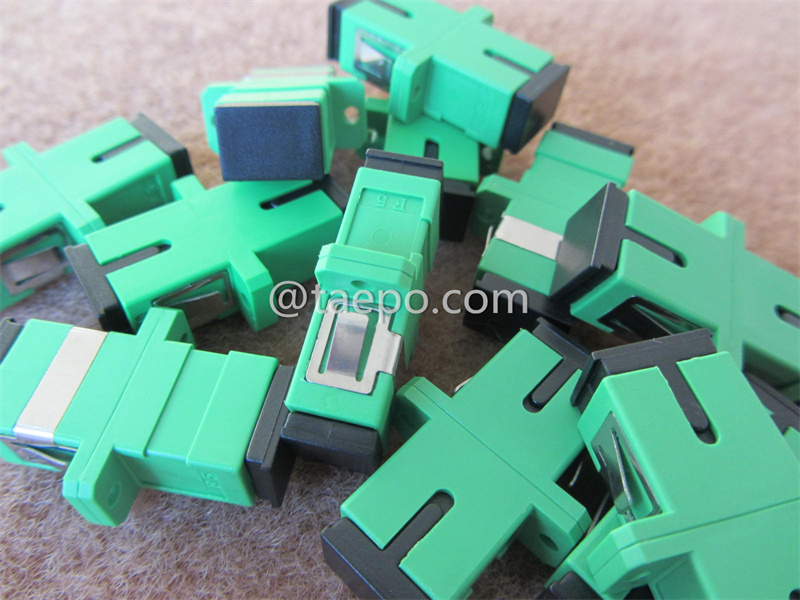 Adaptador de fibra óptica, monomodo, simplex, SC/APC–SC/APC