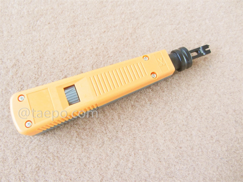 Herramienta de inserción, cuchilla 110