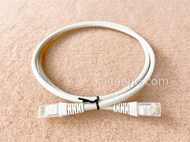 Conector Keystone, CAT6, UTP, 8P8C, 90 grados, estilo AP