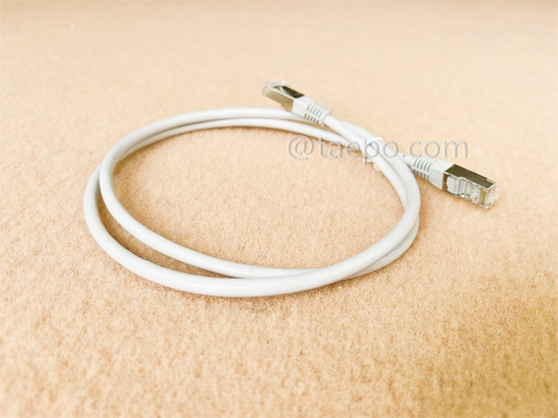 Cable de parcheo LAN, CAT5E, FTP, RJ45-RJ45, 1m