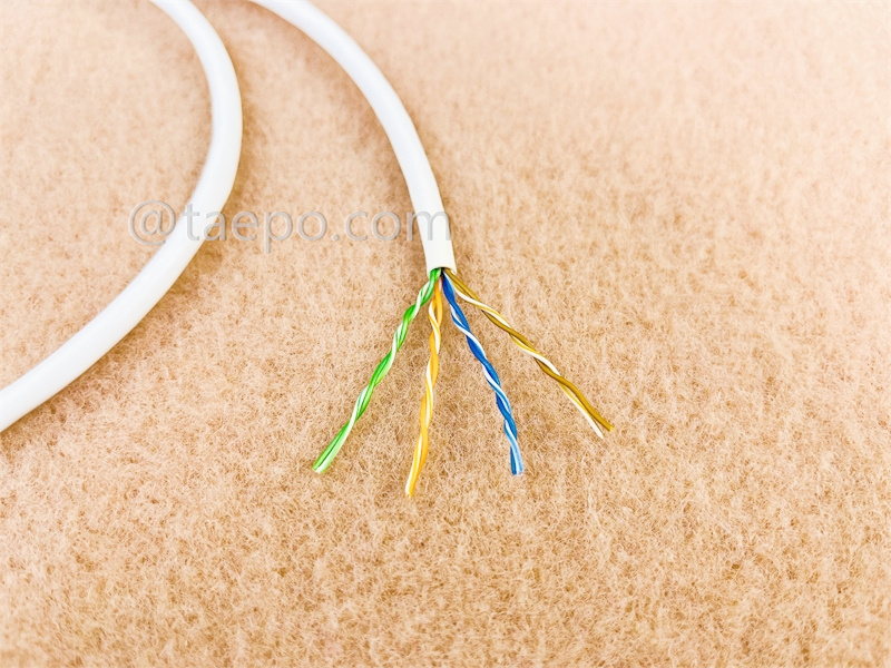 Cable LAN, CAT5E, UTP, 4 pares, cobre desnudo, AWG24, conductor sólido, 305m/rollo