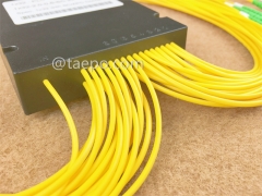Divisor de fibra óptica, PLC, carcasa de plástico, G657A, 1x32, tubo suelto de 2 mm, 1 m, con conector SC/APC